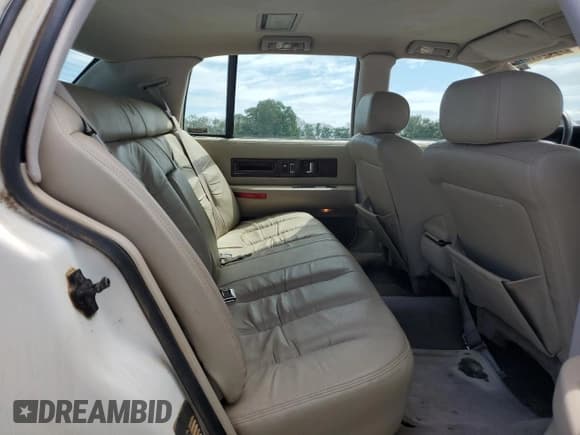 ✅ 1996 Cadillac Fleetwood • VIN: 1G6DW52P1TR715038 • Lot: 69987194. Listed on Copart with Not provided. Free auction sales archive from the USA and detailed vehicle history report at DreamBid. Image 10.