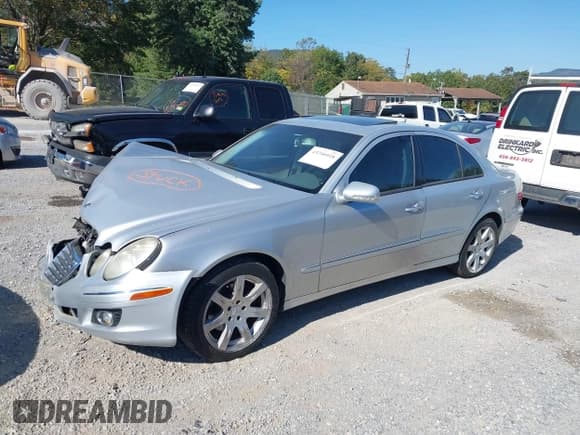 ✅ 2007 Mercedes-Benz E 350 • VIN: WDBUF87X87X210914 • Lot: 43246018. Listed on IAAI with 134,728 mi. Free auction sales archive from the USA and detailed vehicle history report at DreamBid. Image 17.