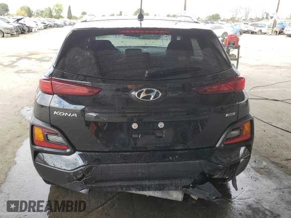 2021 Hyundai Kona SEL z VIN KM8K2CAA9MU747201, wystawiony jako Copart lot #54687255 z przebiegiem 34 206 mil mil oraz Szkoda całkowita • Salvage title. Historia ofert i sprzedaży dostępna na DreamBid. Obrazek 6.