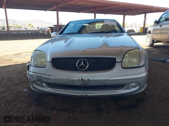 ✅ 2002 Mercedes-Benz SLK 230 Kompressor • VIN: WDBKK49FX2F251009 • Lot: 42443840. Listed on IAAI with 82,655 mi. Free auction sales archive from the USA and detailed vehicle history report at DreamBid. Image 12.