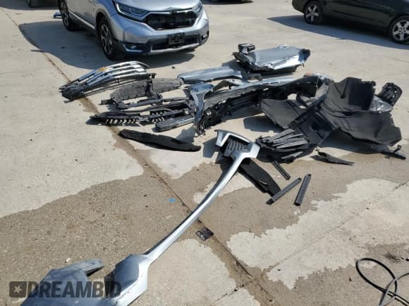 ✅ 2024 Chevrolet Silverado 1500 • VIN: 2GCPAFED1R1132048 • Лот: 68576754. Опубликован ранее на Copart с пробегом Не указан. Бесплатный доступ к архиву аукционных продаж из США и подробный отчёт об истории автомобиля на DreamBid. Изображение 12.