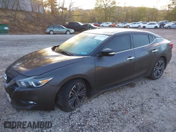 ✅ 2016 Nissan Maxima Platinum • VIN: 1N4AA6APXGC410075 • Lot: 43431460. Wystawiony na IAAI z przebiegiem 73 563 mil. Bezpłatny archiwum sprzedaży aukcyjnych z USA i szczegółowy raport historii pojazdu na DreamBid. Zdjęcie 17.