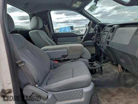 ✅ 2014 Ford F-150 XL • VIN: 1FTNF1CF5EKD47636 • Lot: 95702285. Listed on Copart with 112,338 mi. Free auction sales archive from the USA and detailed vehicle history report at DreamBid. Image 10.