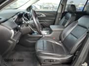 ✅ 2019 Chevrolet Traverse High Country • VIN: 1GNEVJKW7KJ211666 • Lot: 81346455. Wystawiony na Copart z przebiegiem 162 028 mil. Bezpłatny archiwum sprzedaży aukcyjnych z USA i szczegółowy raport historii pojazdu na DreamBid. Zdjęcie 7.