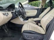 ✅ 2009 Volkswagen CC 4Motion • VIN: WVWGU73C09E539235 • Лот: 68752414. Опубликован ранее на Copart с пробегом 101 792 миль. Бесплатный доступ к архиву аукционных продаж из США и подробный отчёт об истории автомобиля на DreamBid. Изображение 7.