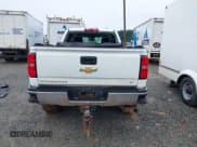✅ 2017 Chevrolet Silverado 2500HD LT • VIN: 1GC1KVEY4HF182790 • Lot: 42357385. Wystawiony na IAAI z przebiegiem 189 755 mil. Bezpłatny archiwum sprzedaży aukcyjnych z USA i szczegółowy raport historii pojazdu na DreamBid. Zdjęcie 16.