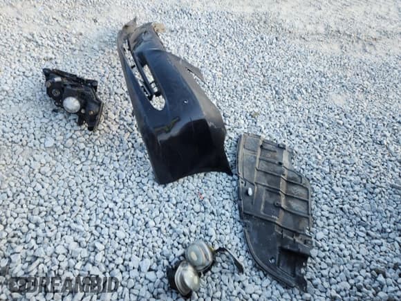 ✅ 2007 Lexus ES 330 • VIN: JTHBJ46G072026919 • Lot: 71552145. Wystawiony na Copart z przebiegiem 251 037 mil. Bezpłatny archiwum sprzedaży aukcyjnych z USA i szczegółowy raport historii pojazdu na DreamBid. Zdjęcie 12.