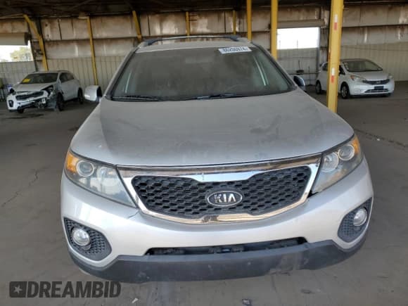 ✅ 2013 Kia Sorento EX • VIN: 5XYKUDA62DG345831 • Лот: 86206974. Опубликован ранее на Copart с пробегом Не указан. Бесплатный доступ к архиву аукционных продаж из США и подробный отчёт об истории автомобиля на DreamBid. Изображение 5.