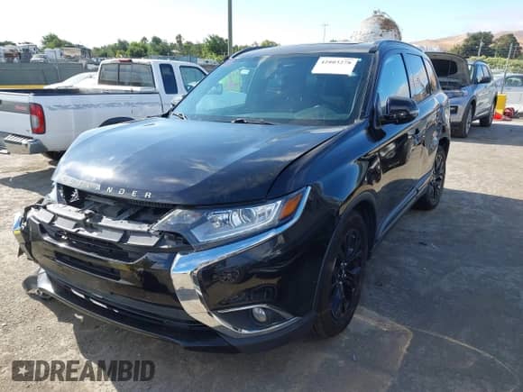 2018 Mitsubishi Outlander SE with VIN JA4AD3A34JZ021640, listed as a IAAI auction lot 42803278 with 157,420 mi miles and . Bid and sale history available at DreamBid. Image 19.