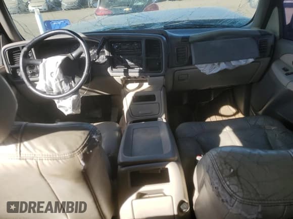 ✅ 2002 Chevrolet Suburban LT • VIN: 1GNFK16T22J178041 • Lot: 44619935. Wystawiony na Copart z przebiegiem Nie podano. Bezpłatny archiwum sprzedaży aukcyjnych z USA i szczegółowy raport historii pojazdu na DreamBid. Zdjęcie 8.