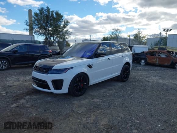 ✅ 2020 Land Rover Range Rover Sport SVR • VIN: SALWZ2RE9LA727591 • Lot: 43643137. Listed on IAAI with 45,476 mi. Free auction sales archive from the USA and detailed vehicle history report at DreamBid. Image 17.