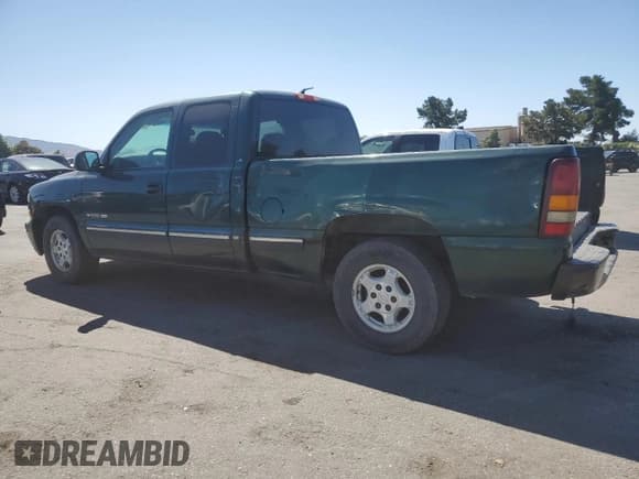 ✅ 2001 Chevrolet Silverado 1500 LS • VIN: 2GCEC19V811269077 • Лот: 58258784. Опубликован ранее на Copart с пробегом 351 155 миль. Бесплатный доступ к архиву аукционных продаж из США и подробный отчёт об истории автомобиля на DreamBid. Изображение 2.