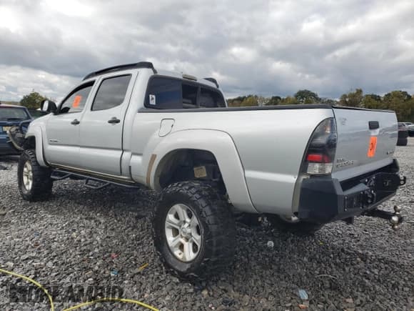 ✅ 2008 Toyota Tacoma • VIN: 5TEMU52N08Z576324 • Лот: 90658125. Опубликован ранее на Copart с пробегом Не указан. Бесплатный доступ к архиву аукционных продаж из США и подробный отчёт об истории автомобиля на DreamBid. Изображение 2.