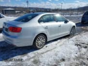 ✅ 2014 Volkswagen Jetta TDI w/Premium/Nav • VIN: 3VWLL7AJXEM382611 • Lot: 41609335. Listed on IAAI with 120,000 mi. Free auction sales archive from the USA and detailed vehicle history report at DreamBid. Image 4.