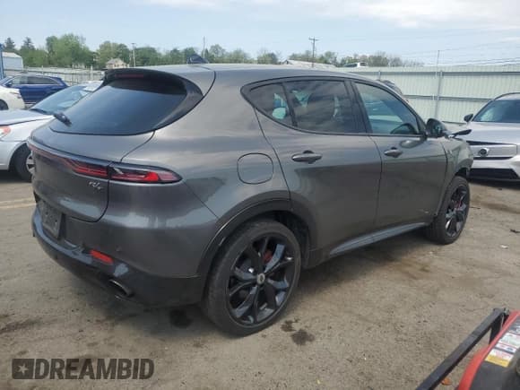 ✅ 2024 Dodge Hornet R/T • VIN: ZACPDFCW9R3A14547 • Lot: 55454915. Listed on Copart with 34,250 mi. Free auction sales archive from the USA and detailed vehicle history report at DreamBid. Image 3.