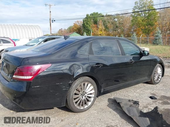 ✅ 2014 Hyundai Equus Signature • VIN: KMHGH4JH1EU074462 • Лот: 43450681. Опубликован ранее на IAAI с пробегом 161 746 миль. Бесплатный доступ к архиву аукционных продаж из США и подробный отчёт об истории автомобиля на DreamBid. Изображение 18.