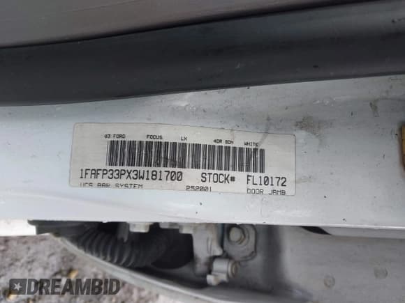 ✅ 2003 Ford Focus LX • VIN: 1FAFP33PX3W181700 • Lot: 41910086. Listed on IAAI with 139,777 mi. Free auction sales archive from the USA and detailed vehicle history report at DreamBid. Image 9.