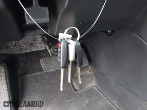 ✅ 2013 Honda Accord Sport • VIN: 1HGCR2F57DA102026 • Лот: 43683739. Опубликован ранее на IAAI с пробегом 225 661 миль. Бесплатный доступ к архиву аукционных продаж из США и подробный отчёт об истории автомобиля на DreamBid. Изображение 11.