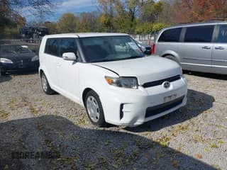 ✅ 2011 Scion xB • VIN: JTLZE4FE6B1122947 • Lot: 43628367. Wystawiony na IAAI z przebiegiem 226 154 mil. Bezpłatny archiwum sprzedaży aukcyjnych z USA i szczegółowy raport historii pojazdu na DreamBid. Zdjęcie 1.