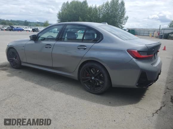 ✅ 2024 BMW 3 Series M340i xDrive • VIN: 3MW49FF09R8E37920 • Lot: 57949985. Wystawiony na Copart z przebiegiem 6 816 mil. Bezpłatny archiwum sprzedaży aukcyjnych z USA i szczegółowy raport historii pojazdu na DreamBid. Zdjęcie 2.