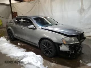 ✅ 2013 Dodge Avenger SXT • VIN: 1C3CDZCB7DN683136 • Lot: 88116055. Wystawiony na Copart z przebiegiem 161 957 mil. Bezpłatny archiwum sprzedaży aukcyjnych z USA i szczegółowy raport historii pojazdu na DreamBid. Zdjęcie 4.
