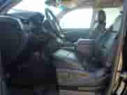 2020 Chevrolet Suburban LS z VIN 1GNSCGKC5LR130234, wystawiony jako Copart lot #64139325 z przebiegiem 88 332 mil mil oraz Czysty tytuł • Clean title. Historia ofert i sprzedaży dostępna na DreamBid. Obrazek 7.