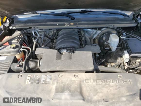 2018 Chevrolet Suburban LS с VIN 1GNSCGKC9JR153299, выставлен на аукционе Copart как лот 84071755 с пробегом 174 503 миль миль и Списание • Salvage title. История ставок и продаж доступна на DreamBid. Изображение 12.