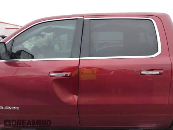 2022 Ram 1500 Laramie с VIN 1C6RREJM6NN185281, выставлен на аукционе IAAI как лот 41601966 с пробегом 88 986 миль миль и . История ставок и продаж доступна на DreamBid. Изображение 15.