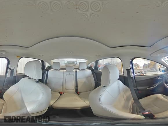 ✅ 2017 Ford Focus Titanium • VIN: 1FADP3J2XHL211835 • Лот: 84608535. Опубликован ранее на Copart с пробегом 82 923 миль. Бесплатный доступ к архиву аукционных продаж из США и подробный отчёт об истории автомобиля на DreamBid. Изображение 14.