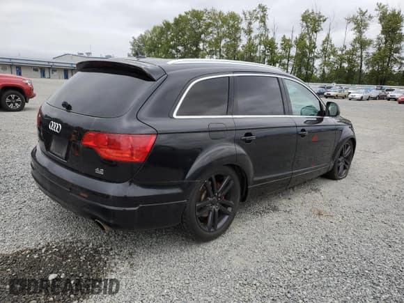 ✅ 2008 Audi Q7 Premium • VIN: WA1BV74L18D065929 • Lot: 56910055. Listed on Copart with 124,344 mi. Free auction sales archive from the USA and detailed vehicle history report at DreamBid. Image 3.