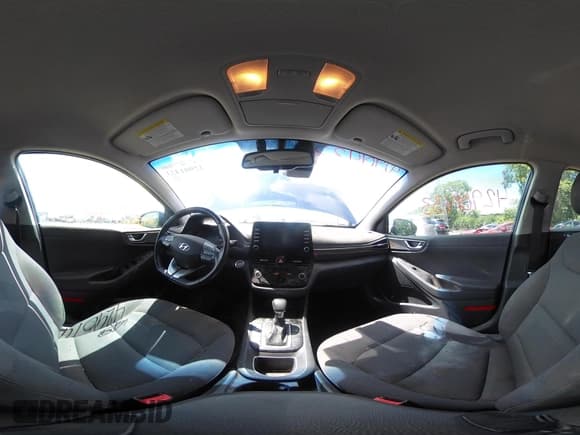 ✅ 2020 Hyundai Ioniq SE • VIN: KMHC75LC4LU209407 • Lot: 42901433. Listed on IAAI with 154,390 mi. Free auction sales archive from the USA and detailed vehicle history report at DreamBid. Image 18.