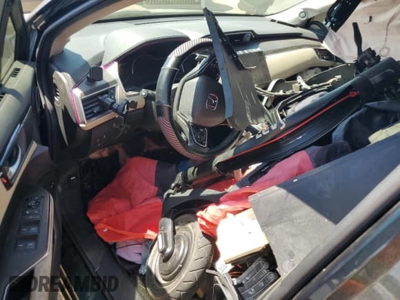 ✅ 2020 Honda Clarity • VIN: JHMZC5F10LC002182 • Lot: 55901315. Wystawiony na Copart z przebiegiem 65 674 mil. Bezpłatny archiwum sprzedaży aukcyjnych z USA i szczegółowy raport historii pojazdu na DreamBid. Zdjęcie 8.