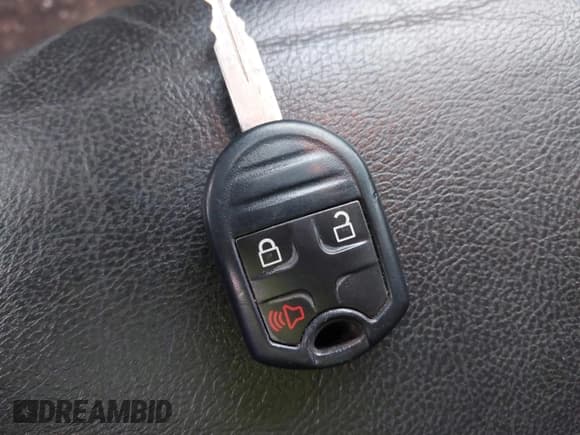 ✅ 2011 Ford Edge SEL • VIN: 2FMDK4JCXBBB15648 • Lot: 43773114. Wystawiony na IAAI z przebiegiem 104 998 mil. Bezpłatny archiwum sprzedaży aukcyjnych z USA i szczegółowy raport historii pojazdu na DreamBid. Zdjęcie 11.