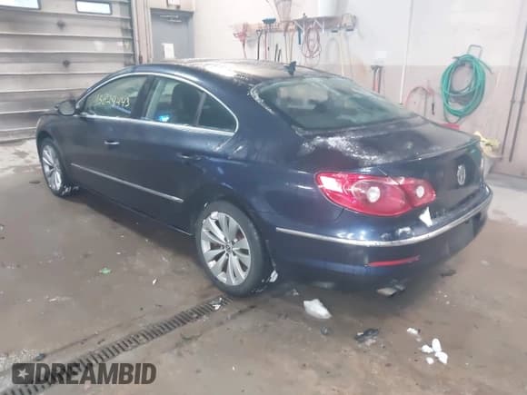 ✅ 2012 Volkswagen CC Sport • VIN: WVWMN7AN9CE501126 • Lot: 43829443. Wystawiony na IAAI z przebiegiem 96 285 mil. Bezpłatny archiwum sprzedaży aukcyjnych z USA i szczegółowy raport historii pojazdu na DreamBid. Zdjęcie 3.