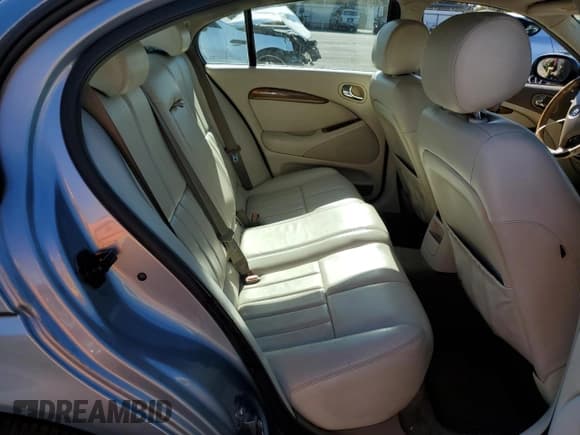 ✅ 2003 Jaguar S-Type • VIN: SAJEA01UX3HM92502 • Lot: 91659005. Listed on Copart with Not provided. Free auction sales archive from the USA and detailed vehicle history report at DreamBid. Image 10.