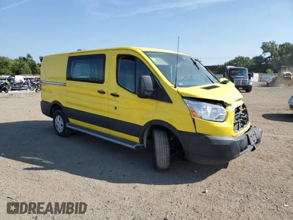 ✅ 2019 Ford Transit • VIN: 1FTYR1YM0KKB01231 • Лот: 70478645. Опубликован ранее на Copart с пробегом Не указан. Бесплатный доступ к архиву аукционных продаж из США и подробный отчёт об истории автомобиля на DreamBid. Изображение 4.