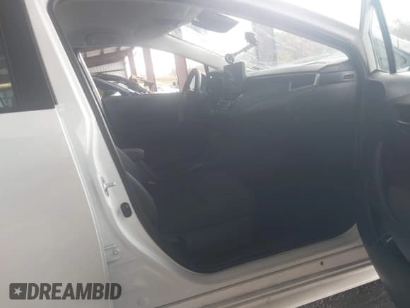 ✅ 2024 Toyota Corolla LE • VIN: 5YFB4MDE4RP153395 • Lot: 43541891. Listed on IAAI with 28,998 mi. Free auction sales archive from the USA and detailed vehicle history report at DreamBid. Image 5.