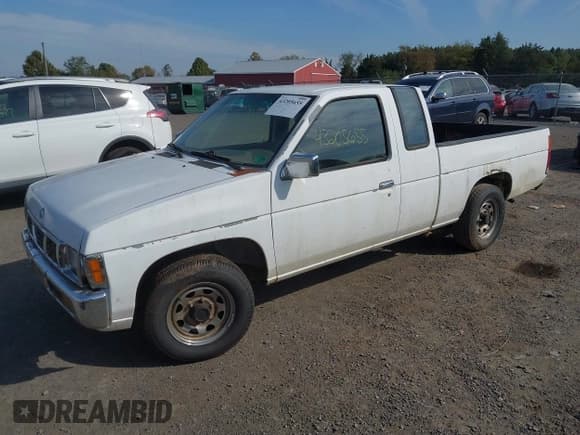 ✅ 1995 Nissan Frontier XE • VIN: 1N6SD16S8SC358098 • Лот: 43205655. Опубликован ранее на IAAI с пробегом 169 379 миль. Бесплатный доступ к архиву аукционных продаж из США и подробный отчёт об истории автомобиля на DreamBid. Изображение 2.