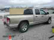 2003 Dodge 1500 SLT z VIN 1D3HA18DX3J656130, wystawiony jako Copart lot #52515735 z przebiegiem 198 821 mil mil oraz Szkoda całkowita • Salvage title. Historia ofert i sprzedaży dostępna na DreamBid. Obrazek 3.