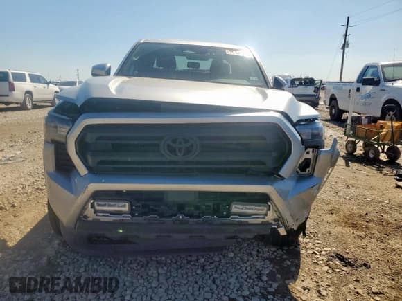 ✅ 2024 Toyota Tacoma SR5 • VIN: 3TMKB5FN5RM008138 • Lot: 90920455. Listed on Copart with 26,566 mi. Free auction sales archive from the USA and detailed vehicle history report at DreamBid. Image 5.