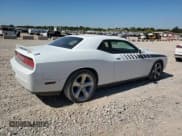 ✅ 2014 Dodge Challenger R/T 100th Anniversary Appearance • VIN: 2C3CDYBT8EH162117 • Lot: 75074904. Wystawiony na Copart z przebiegiem 111 791 mil. Bezpłatny archiwum sprzedaży aukcyjnych z USA i szczegółowy raport historii pojazdu na DreamBid. Zdjęcie 3.
