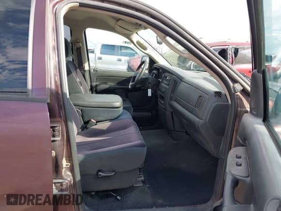 2005 Dodge 1500 SLT с VIN 1D7HA18DX5S152902, выставлен на аукционе IAAI как лот 43381350 с пробегом 211 009 миль миль и . История ставок и продаж доступна на DreamBid. Изображение 5.