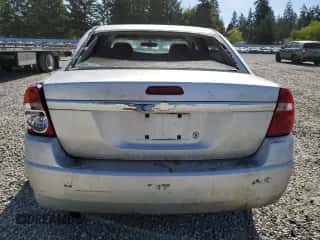 ✅ 2004 Chevrolet Malibu LS • VIN: 1G1ZT52894F246751 • Lot: 57117834. Wystawiony na Copart z przebiegiem Nie podano mil. Skorzystaj z bezpłatnego archiwum sprzedaży aukcyjnych z USA i zobacz szczegółowy raport historii pojazdu na DreamBid. Zdjęcie 6.