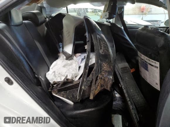 ✅ 2018 Toyota Corolla LE Eco • VIN: 5YFBPRHE4JP835941 • Lot: 72525224. Wystawiony na Copart z przebiegiem Nie podano. Bezpłatny archiwum sprzedaży aukcyjnych z USA i szczegółowy raport historii pojazdu na DreamBid. Zdjęcie 10.