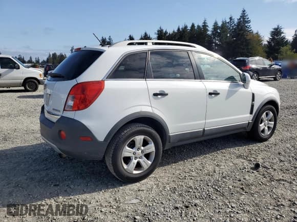✅ 2013 Chevrolet Captiva Sport LS • VIN: 3GNAL2EK5DS551225 • Lot: 55099845. Wystawiony na Copart z przebiegiem 131 419 mil. Bezpłatny archiwum sprzedaży aukcyjnych z USA i szczegółowy raport historii pojazdu na DreamBid. Zdjęcie 3.