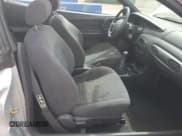 ✅ 2000 Ford Escort ZX2 • VIN: 3FAKP113XYR256067 • Lot: 54692985. Wystawiony na Copart z przebiegiem 52 853 mil. Bezpłatny archiwum sprzedaży aukcyjnych z USA i szczegółowy raport historii pojazdu na DreamBid. Zdjęcie 7.