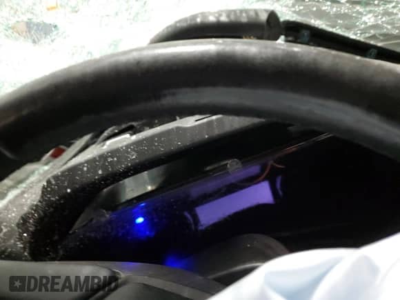 2020 Chevrolet Silverado 1500 LT с VIN 1GCPWCEK6LZ133354, выставлен на аукционе Copart как лот 86193324 с пробегом Не указан миль и На запчасти • Non repairable. История ставок и продаж доступна на DreamBid. Изображение 9.