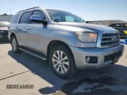 ✅ 2010 Toyota Sequoia Limited • VIN: 5TDJY5G1XAS025950 • Lot: 81617745. Wystawiony na Copart z przebiegiem 201 327 mil. Bezpłatny archiwum sprzedaży aukcyjnych z USA i szczegółowy raport historii pojazdu na DreamBid. Zdjęcie 4.