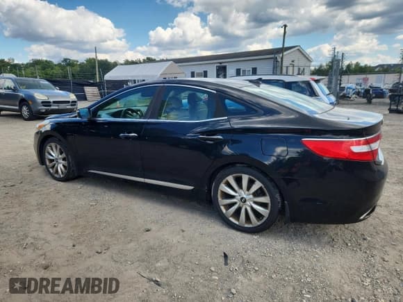✅ 2012 Hyundai Azera • VIN: KMHFH4JG9CA165917 • Лот: 68463545. Опубликован ранее на Copart с пробегом 144 751 миль. Бесплатный доступ к архиву аукционных продаж из США и подробный отчёт об истории автомобиля на DreamBid. Изображение 2.