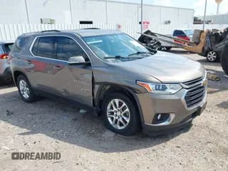 ✅ 2018 Chevrolet Traverse LT Cloth • VIN: 1GNERGKW1JJ107311 • Lot: 43045087. Wystawiony na IAAI z przebiegiem 91 410 mil. Bezpłatny archiwum sprzedaży aukcyjnych z USA i szczegółowy raport historii pojazdu na DreamBid. Zdjęcie 1.